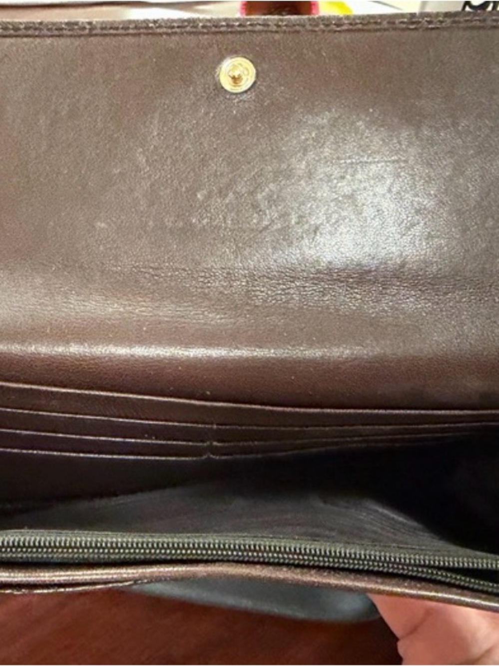 Gucci Dark Brown Embossed GG Fold Wallet - Picture 4 of 6